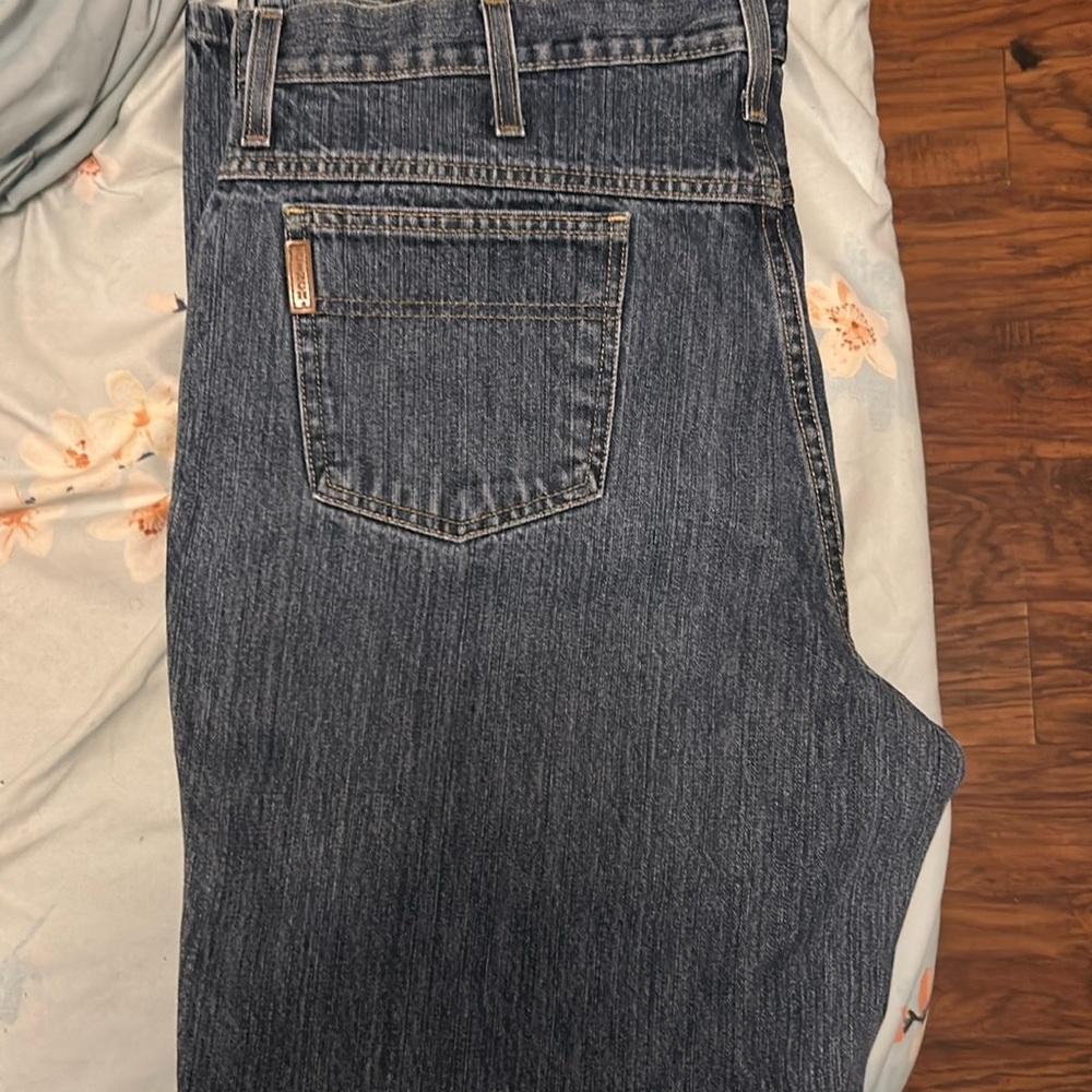 Men cinch jeans